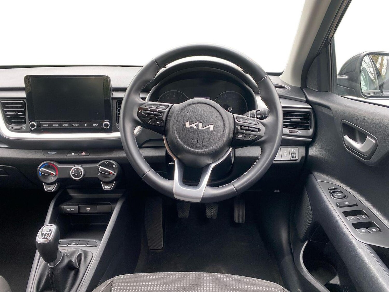 Used Kia Stonic 2023 for sale - 78193154: Photo 11