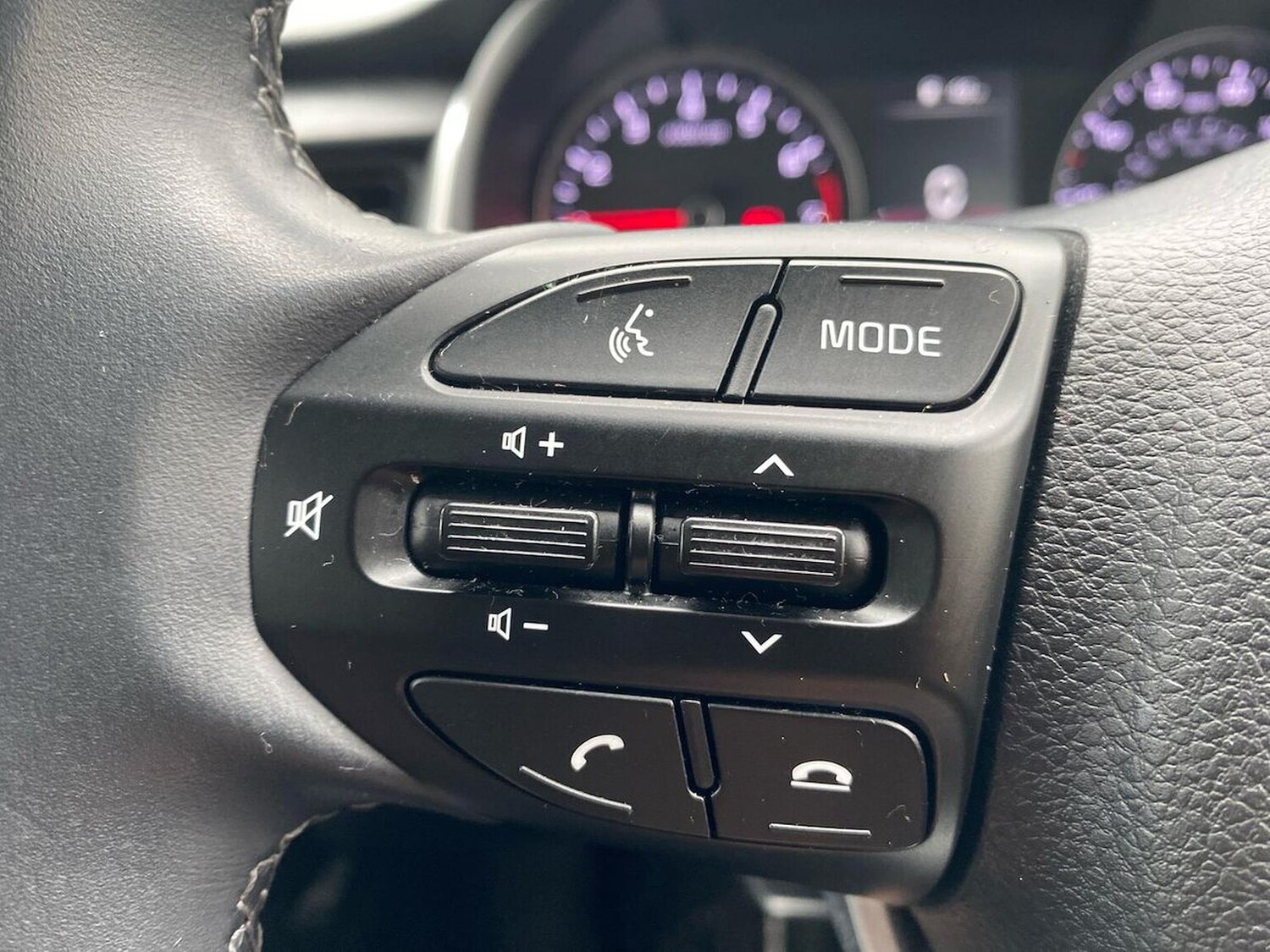 Used Kia Stonic 2023 for sale - 78193154: Photo 27