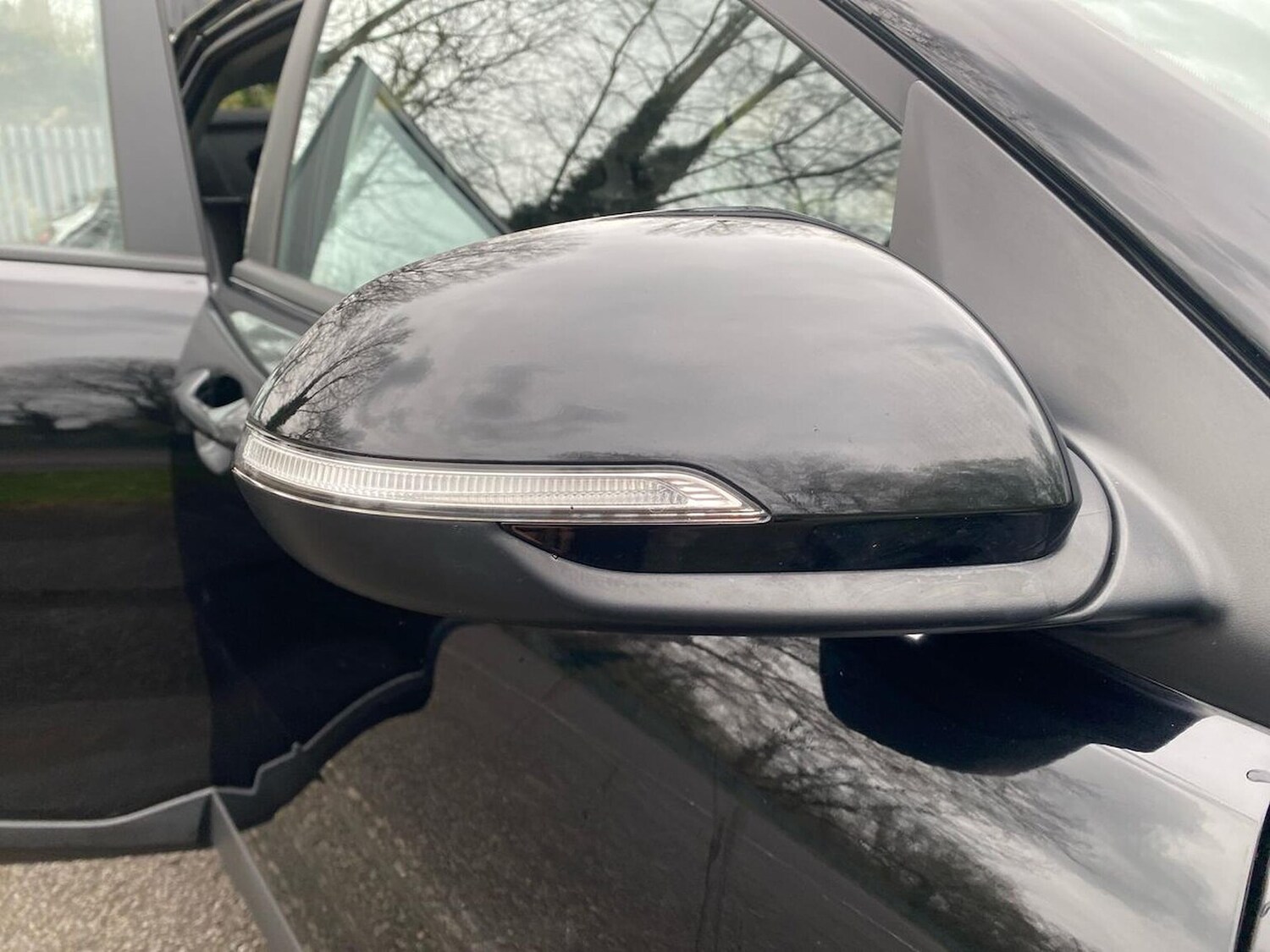 Used Kia Stonic 2023 for sale - 78193154: Photo 38