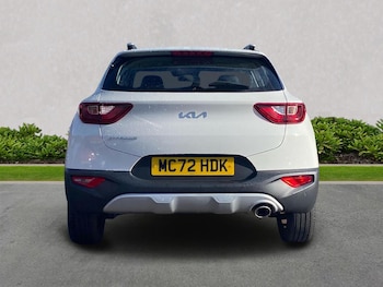Used Kia Stonic 2023 for sale - 75723675: Photo