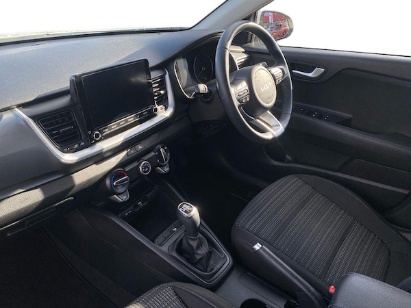 Used Kia Stonic 2023 for sale - 75723675: Photo 7