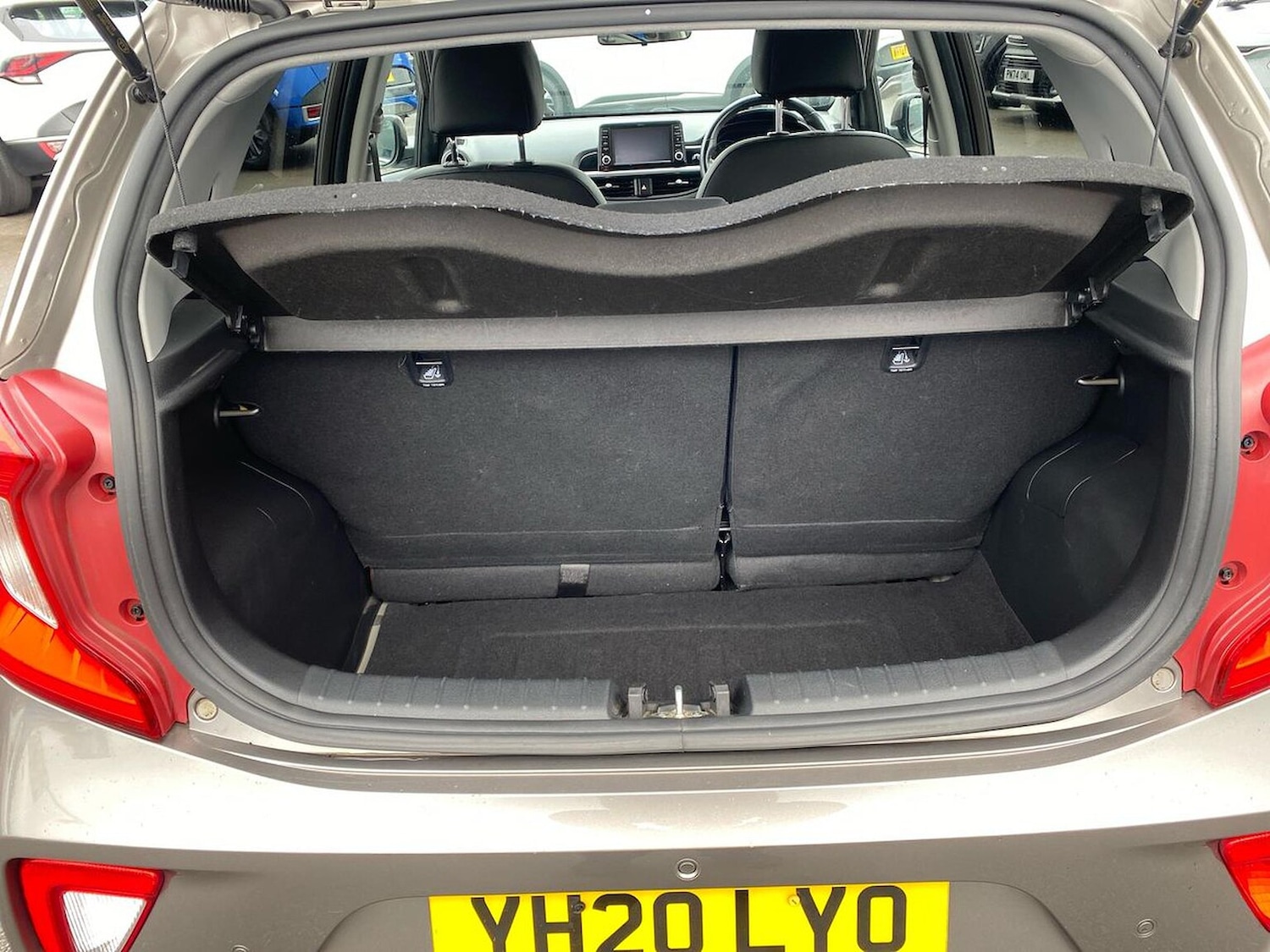 Used Kia Picanto 2020 for sale - 76628080: Photo 17