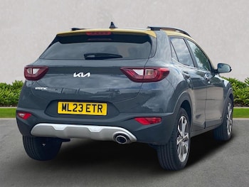 Used Kia Stonic 2023 for sale - 75437948: Photo