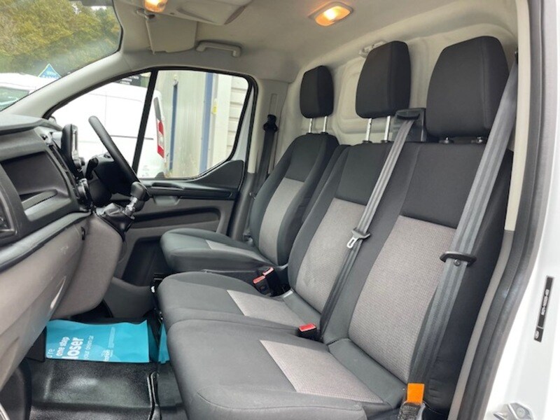 Used Ford Transit Custom 2023 for sale - 76274433: Photo 17