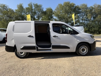 Used Peugeot Partner 2024 for sale - 79229747: Photo