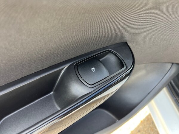 Used Vauxhall Corsa Van 2018 for sale - 75586021: Photo 27
