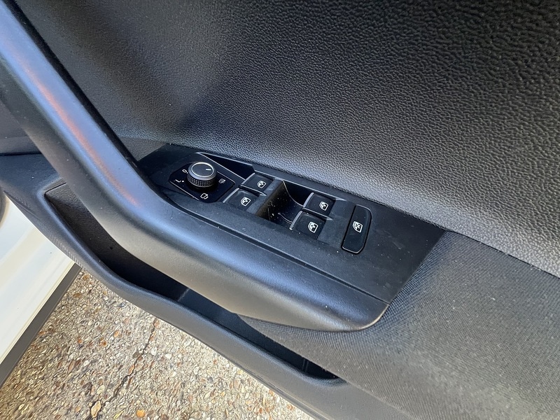 Used Volkswagen Polo 2023 for sale - 77720653: Photo 49