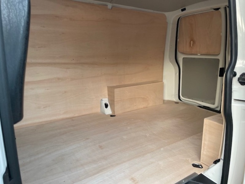 Used Volkswagen Transporter 2019 for sale - 76496976: Photo 13