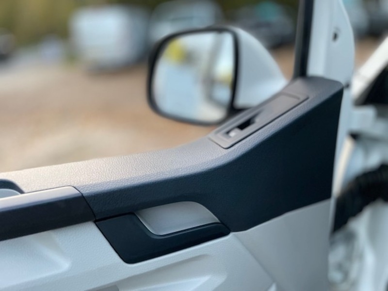 Used Volkswagen Transporter 2019 for sale - 76496976: Photo 15