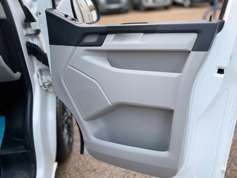 Used Volkswagen Transporter 2019 for sale - 76496976: Photo 26