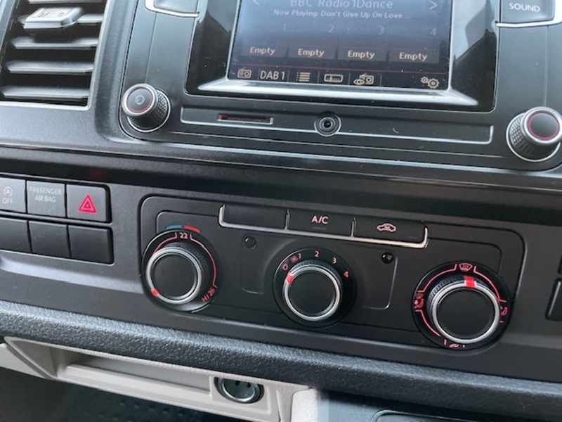 Used Volkswagen Transporter 2019 for sale - 76496976: Photo 33