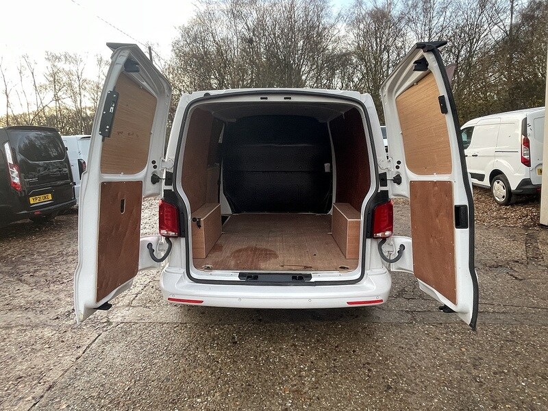 Used Volkswagen Transporter 2022 for sale - 76877308: Photo 28