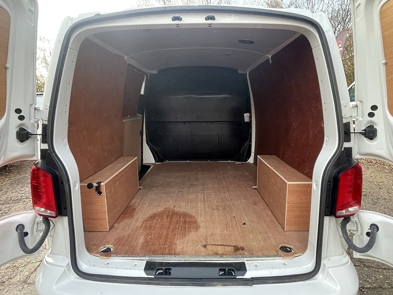 Used Volkswagen Transporter 2022 for sale - 76877308: Photo 29