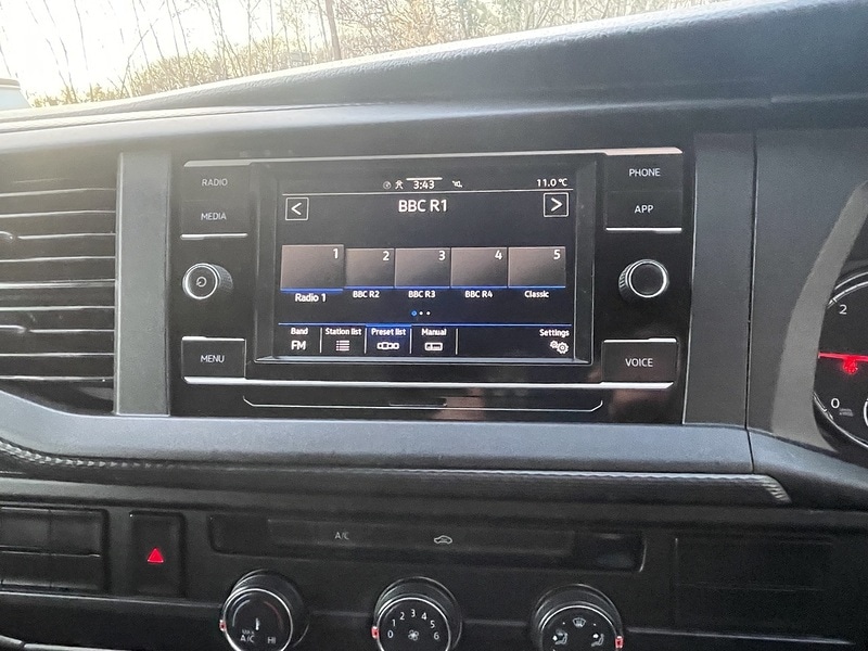 Used Volkswagen Transporter 2022 for sale - 76877308: Photo 57