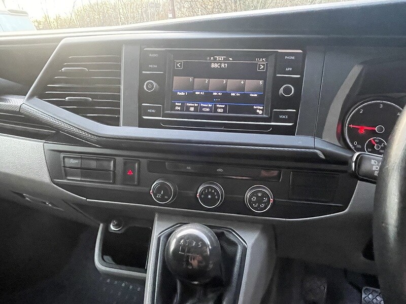 Used Volkswagen Transporter 2022 for sale - 76877308: Photo 59