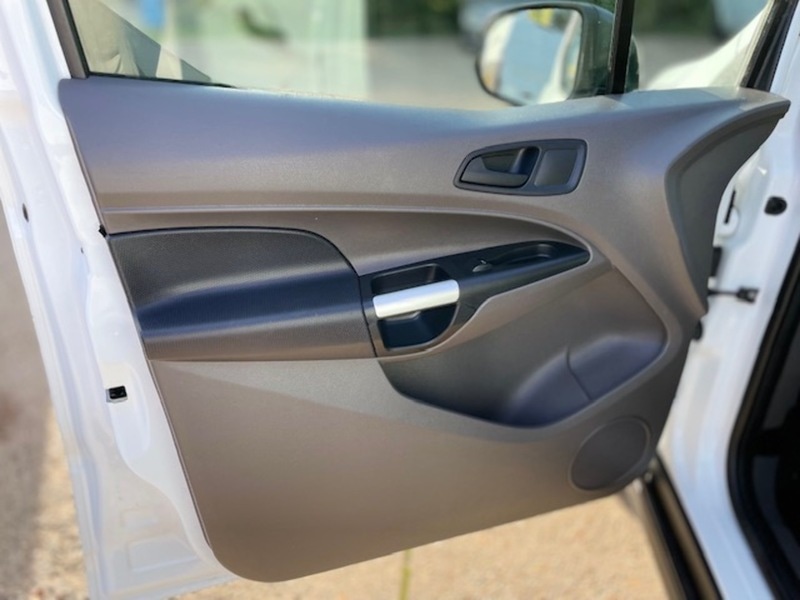 Used Ford Transit Connect 2018 for sale - 77384744: Photo 15