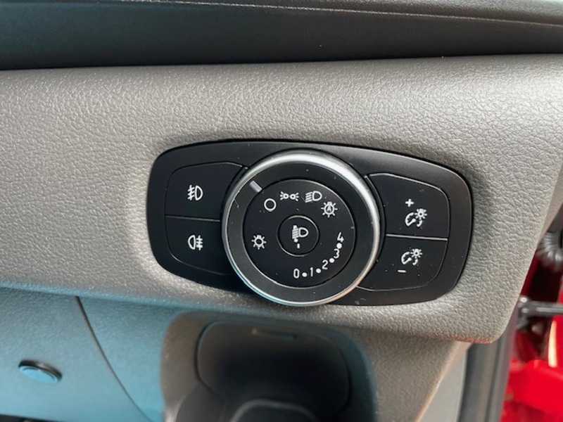 Used Ford Transit Custom 2019 for sale - 76542870: Photo 28