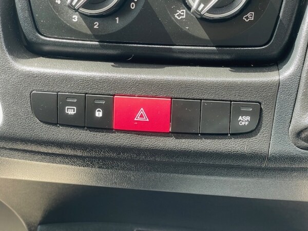 Used Vauxhall Movano 2023 for sale - 75321639: Photo 32