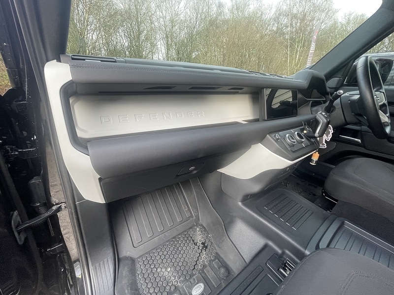Used Land Rover Defender 90 2023 for sale - 77437852: Photo 48