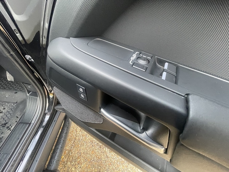 Used Land Rover Defender 90 2023 for sale - 77437852: Photo 52