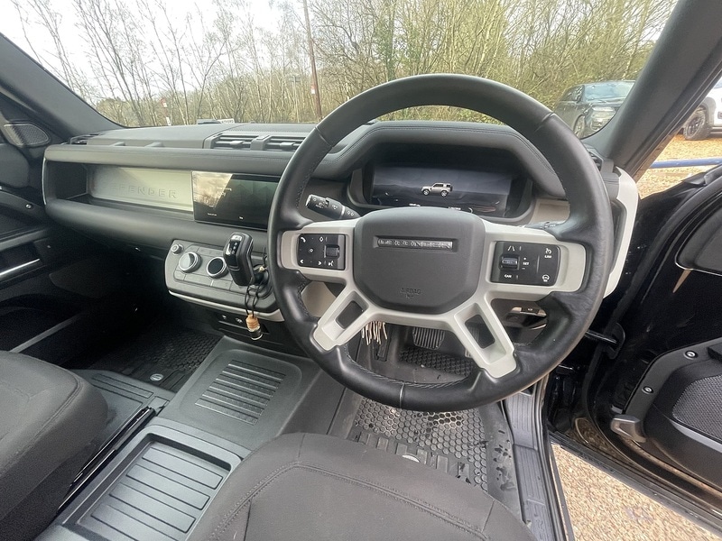 Used Land Rover Defender 90 2023 for sale - 77437852: Photo 65