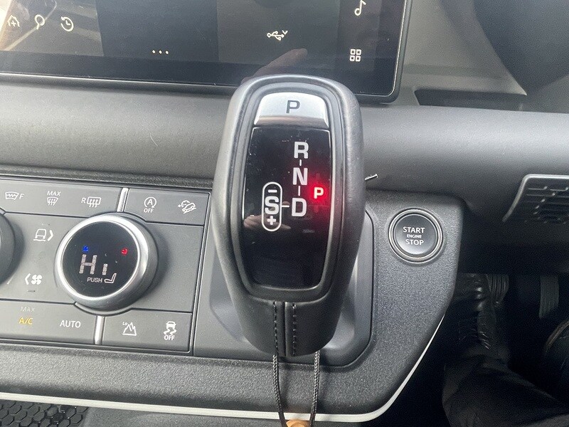 Used Land Rover Defender 90 2023 for sale - 77437852: Photo 73