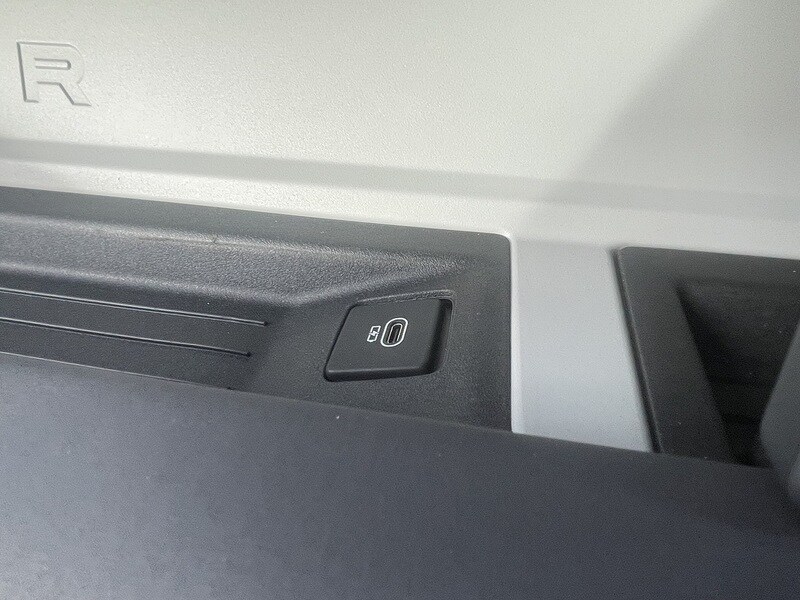 Used Land Rover Defender 90 2023 for sale - 77437852: Photo 86