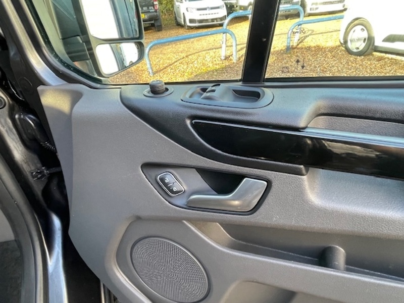 Used Ford Transit Custom 2022 for sale - 76570728: Photo 23