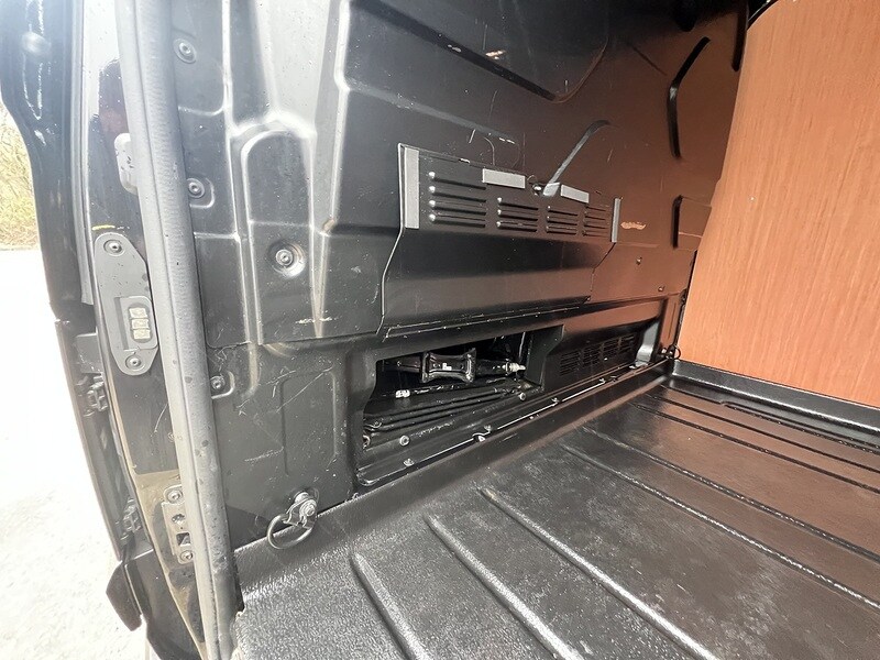 Used Ford Transit Custom 2022 for sale - 77846427: Photo 45