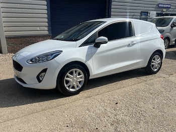 Used Ford Fiesta Van 2019 for sale - 79297386: Photo