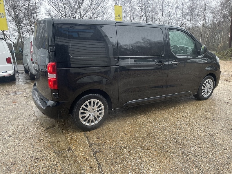 Used Vauxhall Vivaro 2023 for sale - 77136953: Photo 13