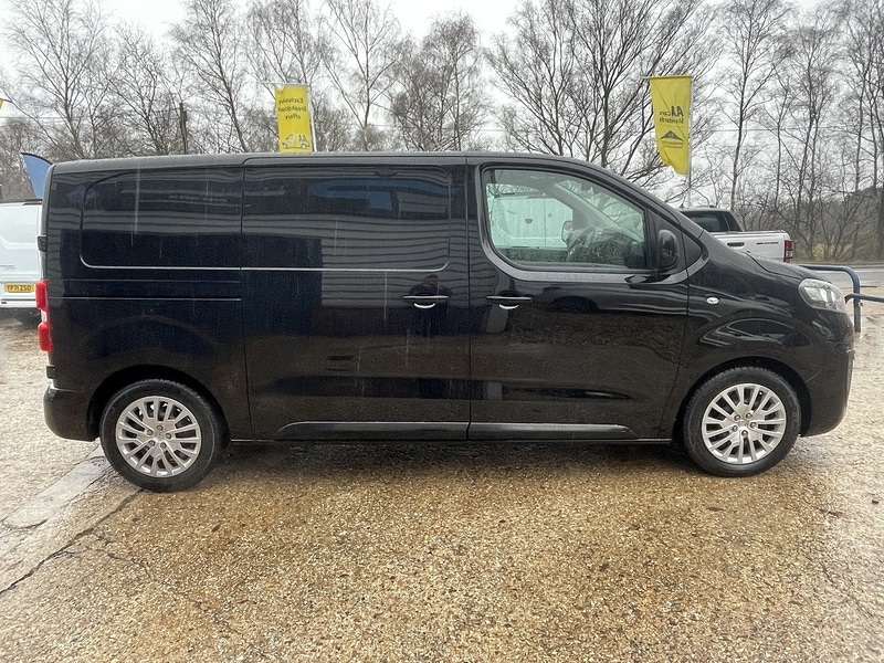 Used Vauxhall Vivaro 2023 for sale - 77136953: Photo 15