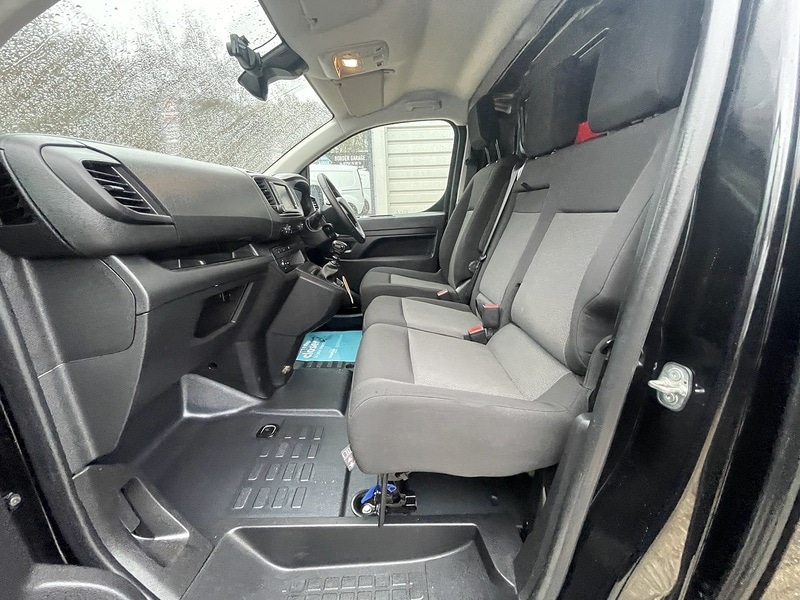 Used Vauxhall Vivaro 2023 for sale - 77136953: Photo 41