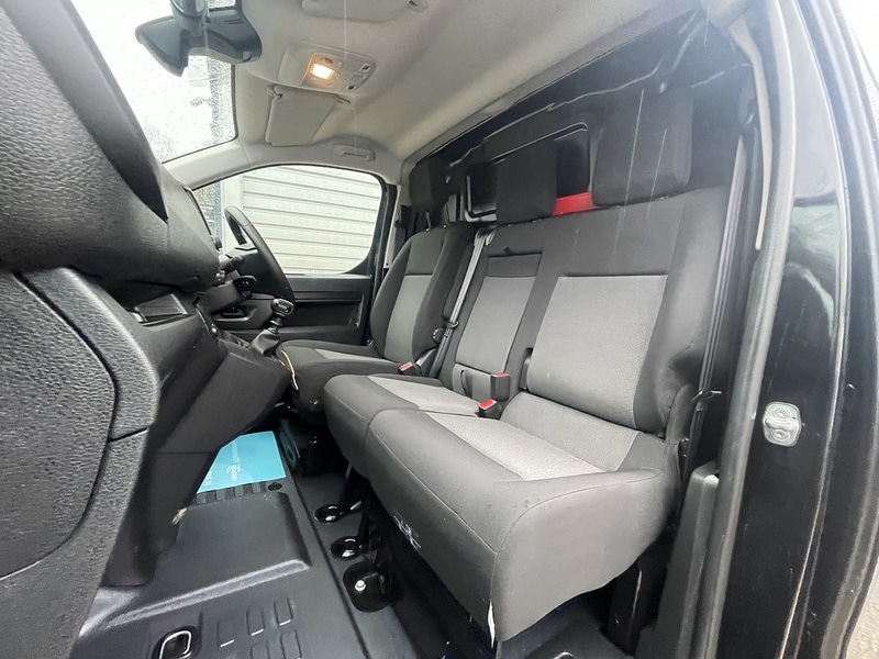 Used Vauxhall Vivaro 2023 for sale - 77136953: Photo 42