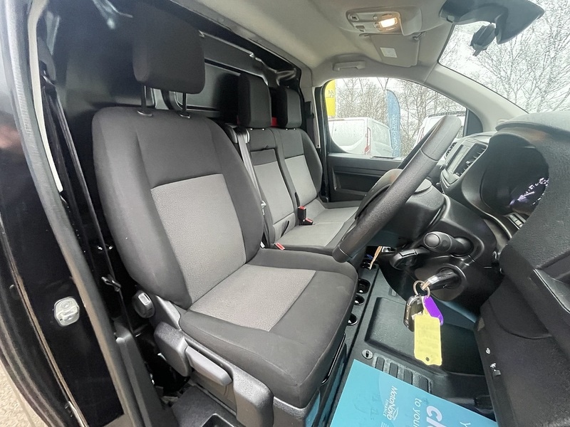 Used Vauxhall Vivaro 2023 for sale - 77136953: Photo 50