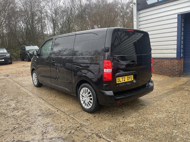 Used Vauxhall Vivaro 2023 for sale - 77136953: Photo 8