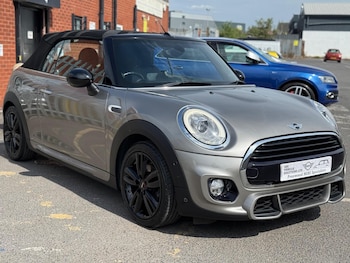 Used MINI Convertible 2016 for sale - 78981445: Photo