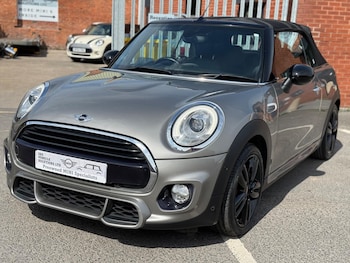 Used MINI Convertible 2016 for sale - 78981445: Photo
