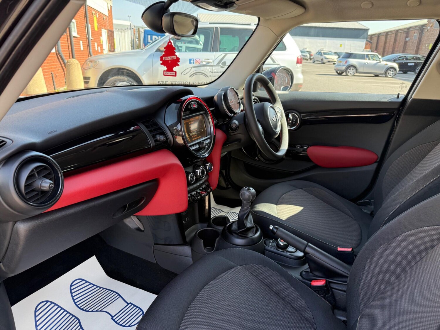 Used MINI Hatch 2016 for sale - 78170389: Photo 8