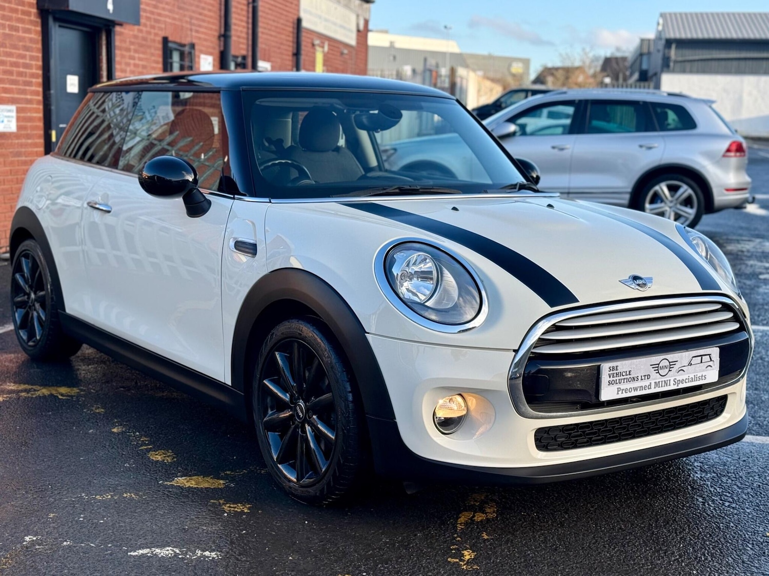 Used MINI Hatch 2015 for sale - 77230476: Photo 2