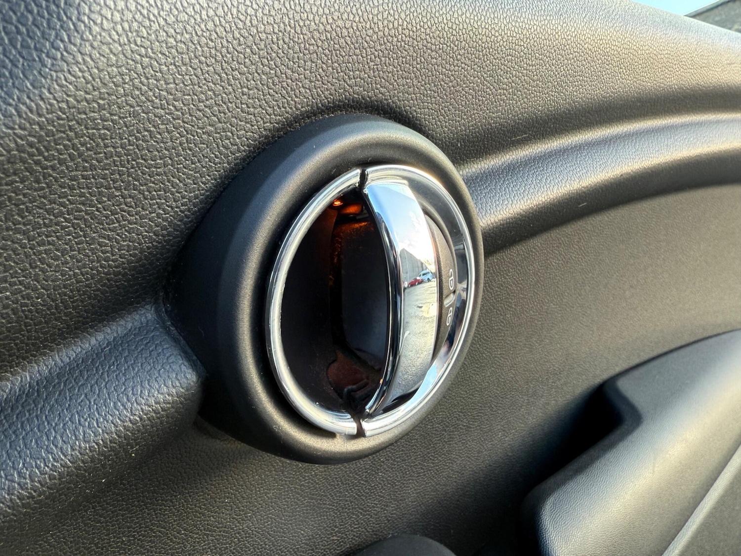 Used MINI Hatch 2015 for sale - 77230476: Photo 25