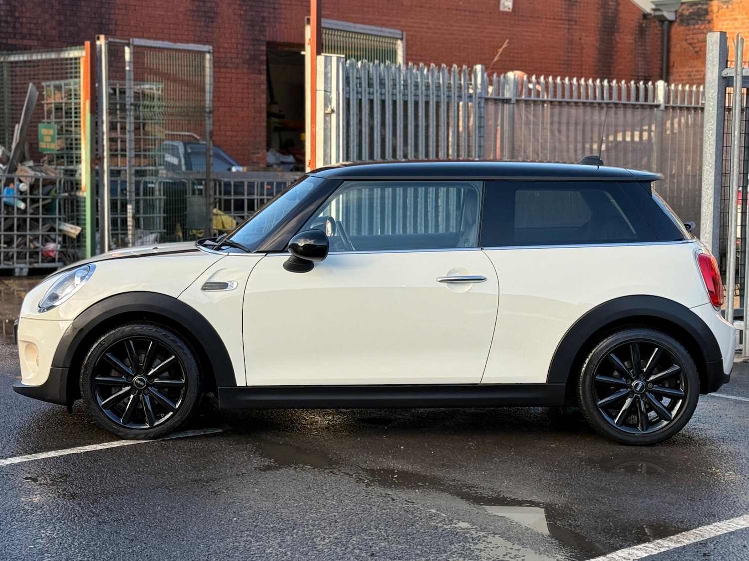 Used MINI Hatch 2015 for sale - 77230476: Photo 42