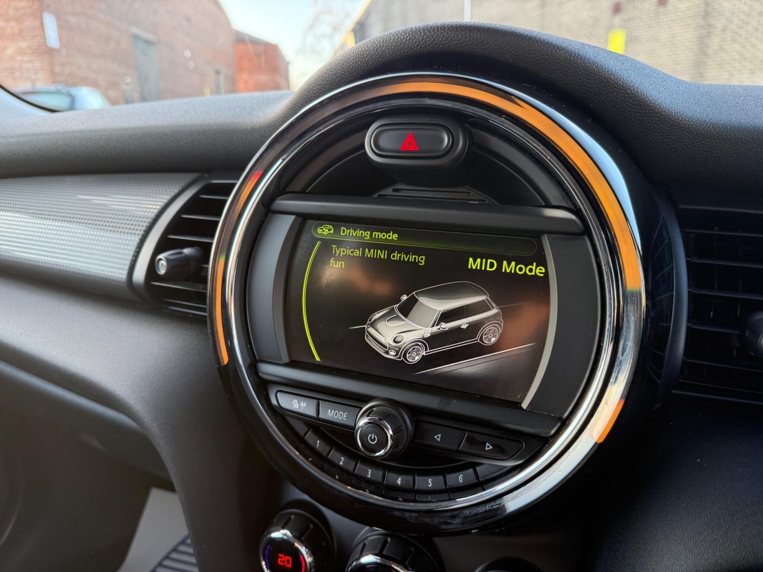 Used MINI Hatch 2017 for sale - 77229648: Photo 37