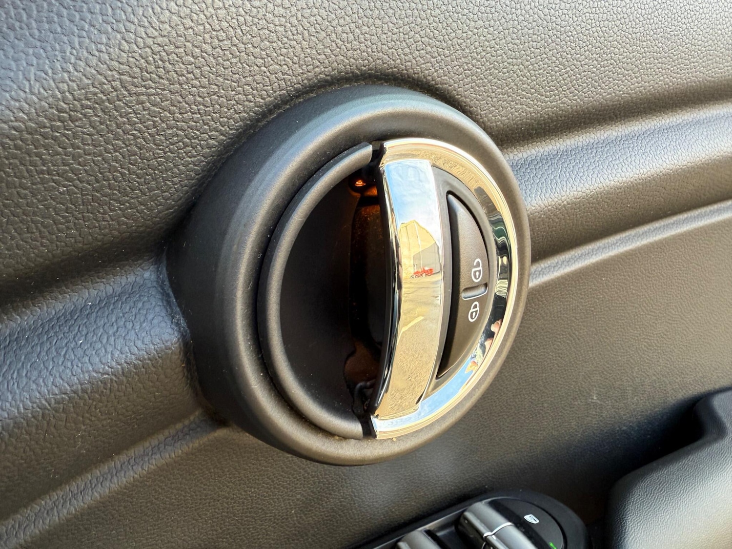 Used MINI Hatch 2015 for sale - 77925288: Photo 26