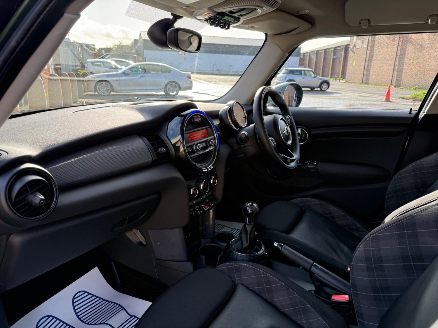 Used MINI Hatch 2015 for sale - 77925288: Photo 8