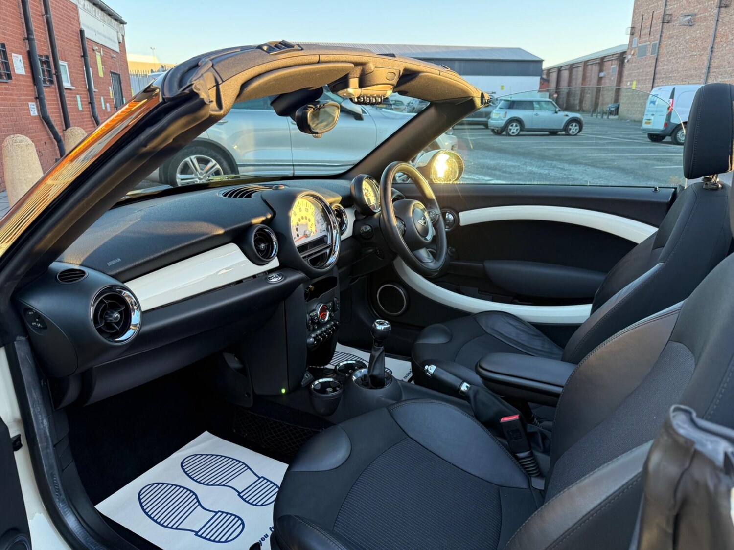 Used MINI Roadster for sale - 77359197: Photo 11