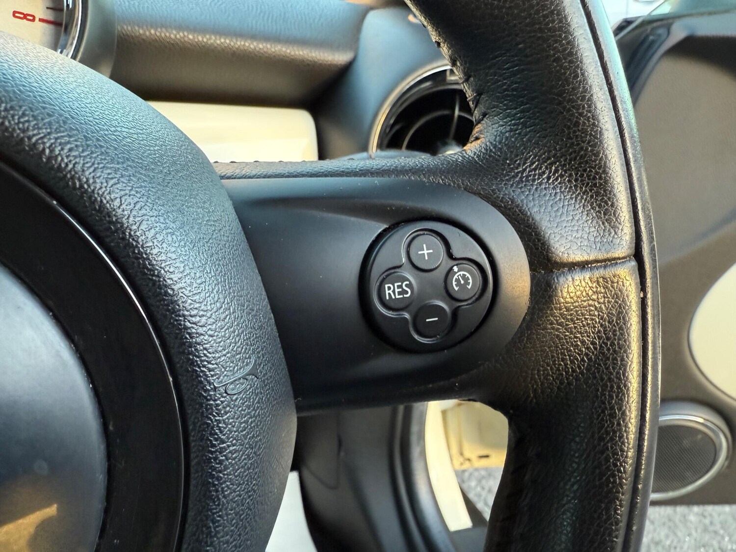 Used MINI Roadster for sale - 77359197: Photo 17