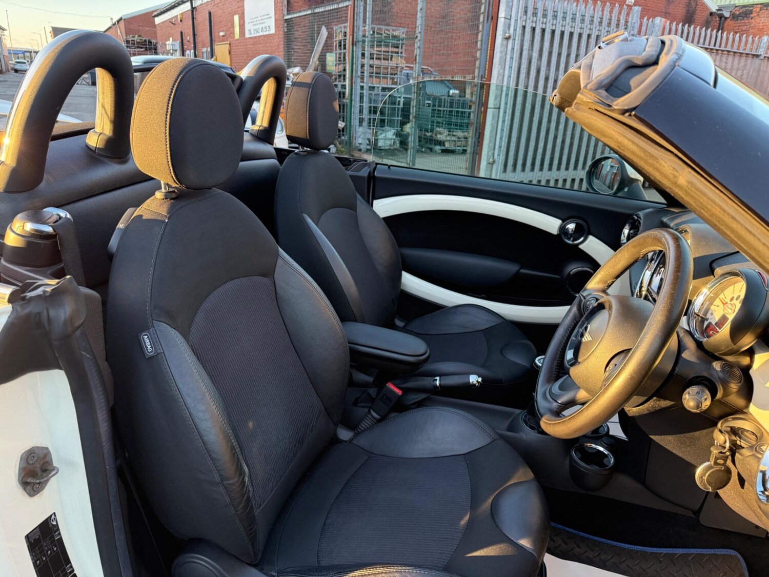 Used MINI Roadster for sale - 77359197: Photo 25