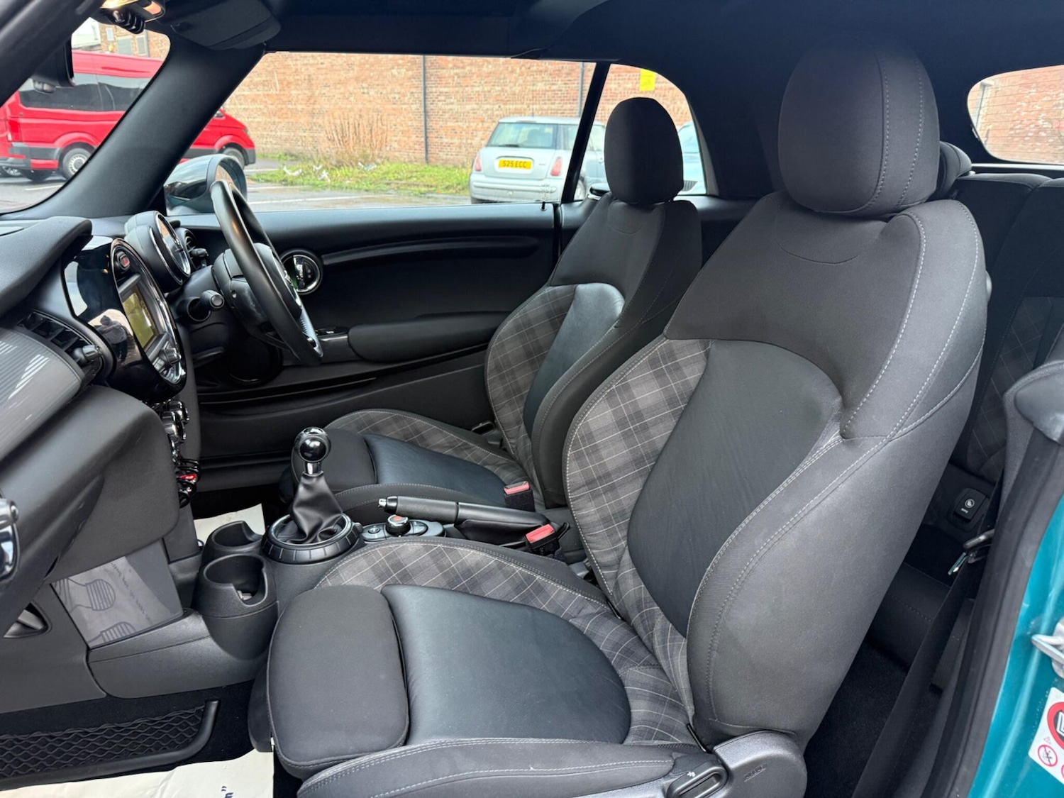 Used MINI Convertible 2016 for sale - 77229618: Photo 31