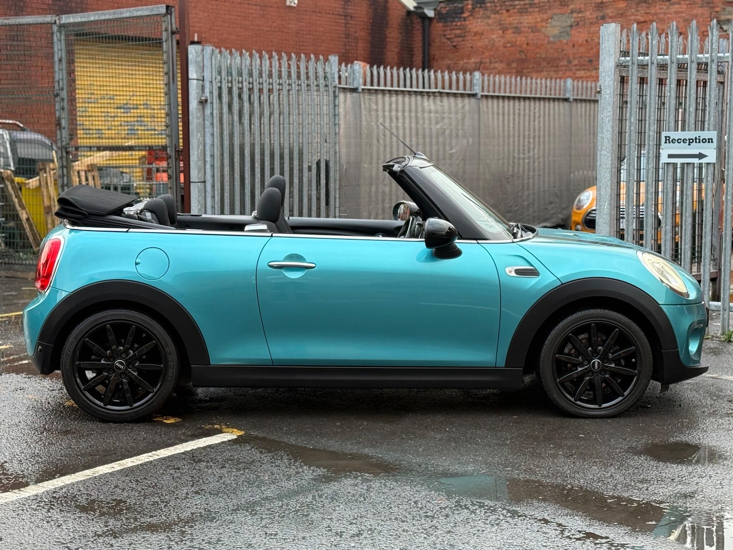 Used MINI Convertible 2016 for sale - 77229618: Photo 51